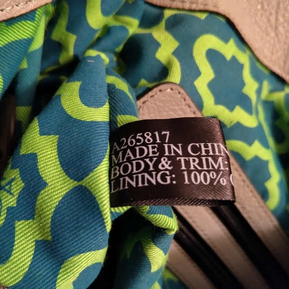 orYANY Danielle Italian Leather Convertible Shoulder/ Crossbody Bag In Gray - Picture 11 of 12